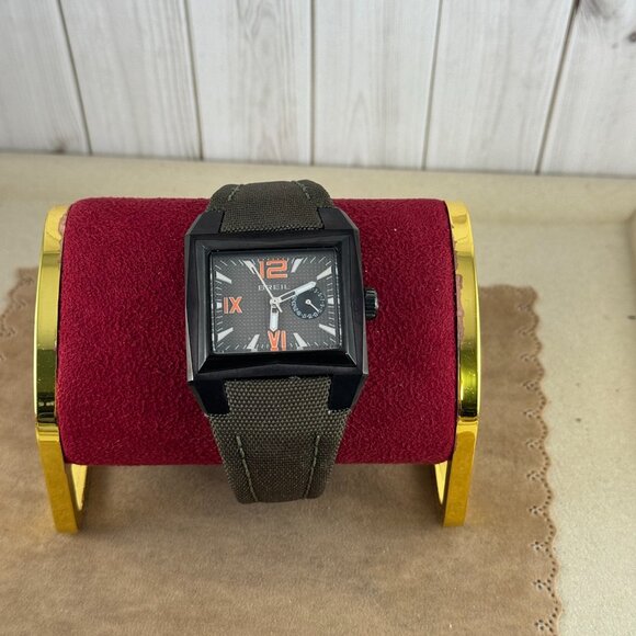 Spectacular Breil Milano BW0259 Asymmetrical Rectangular Orange Arabic Numerals - Picture 2 of 9